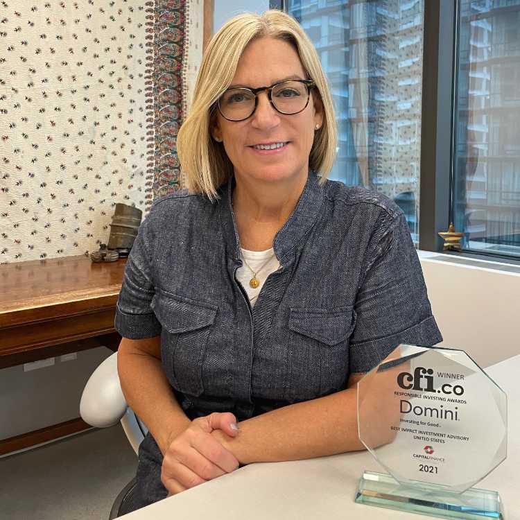 Carole Liable with the Best Impact Investment Advisory US 2021 Award.